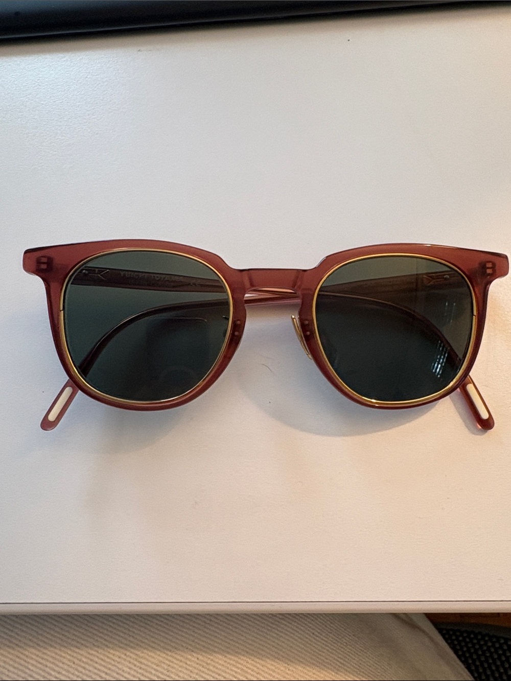 Women's Round Brown Sunglasses with Gold Trim